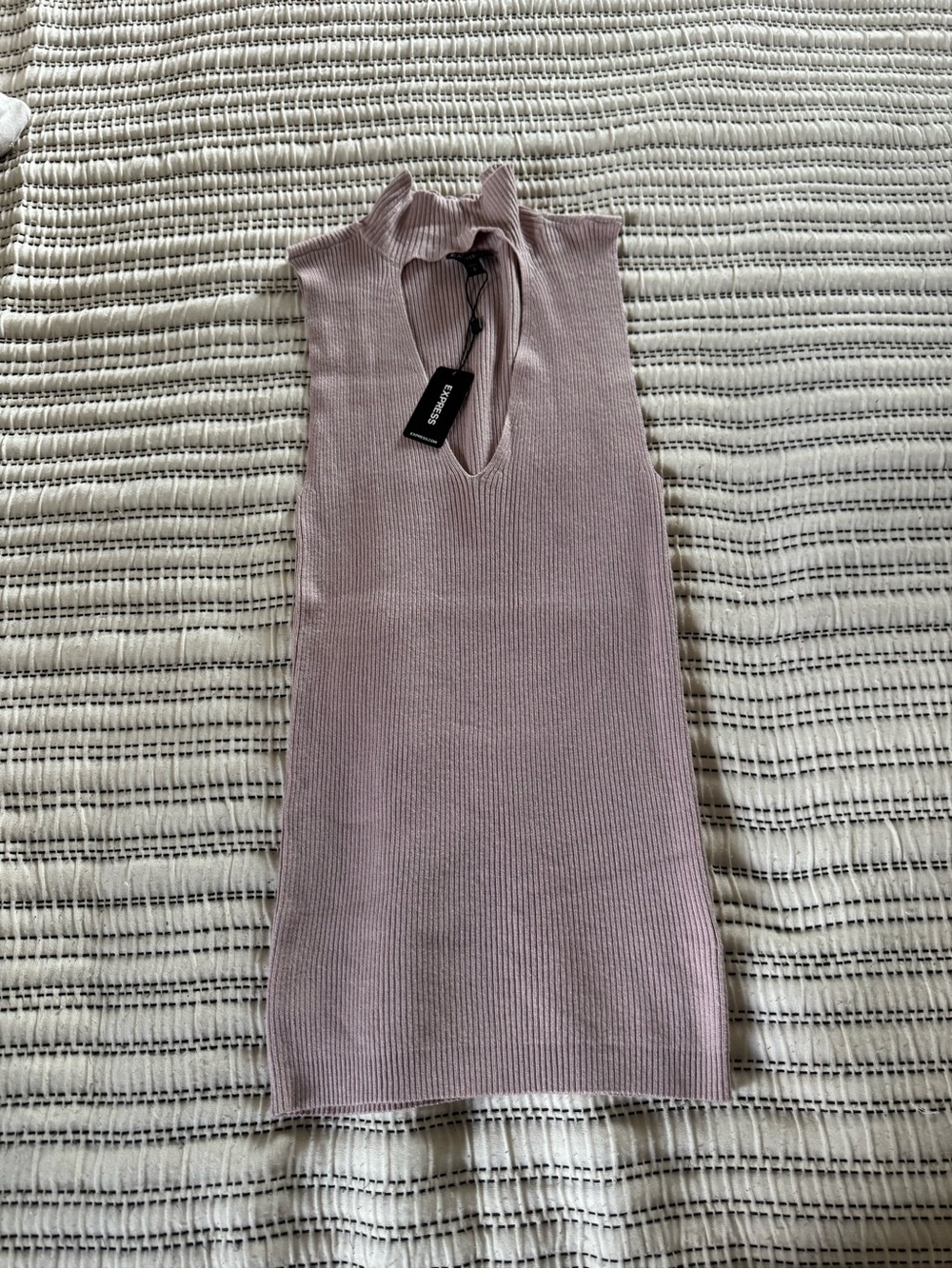 Express Ribbed Keyhole Tank Top - Dusty Mauve